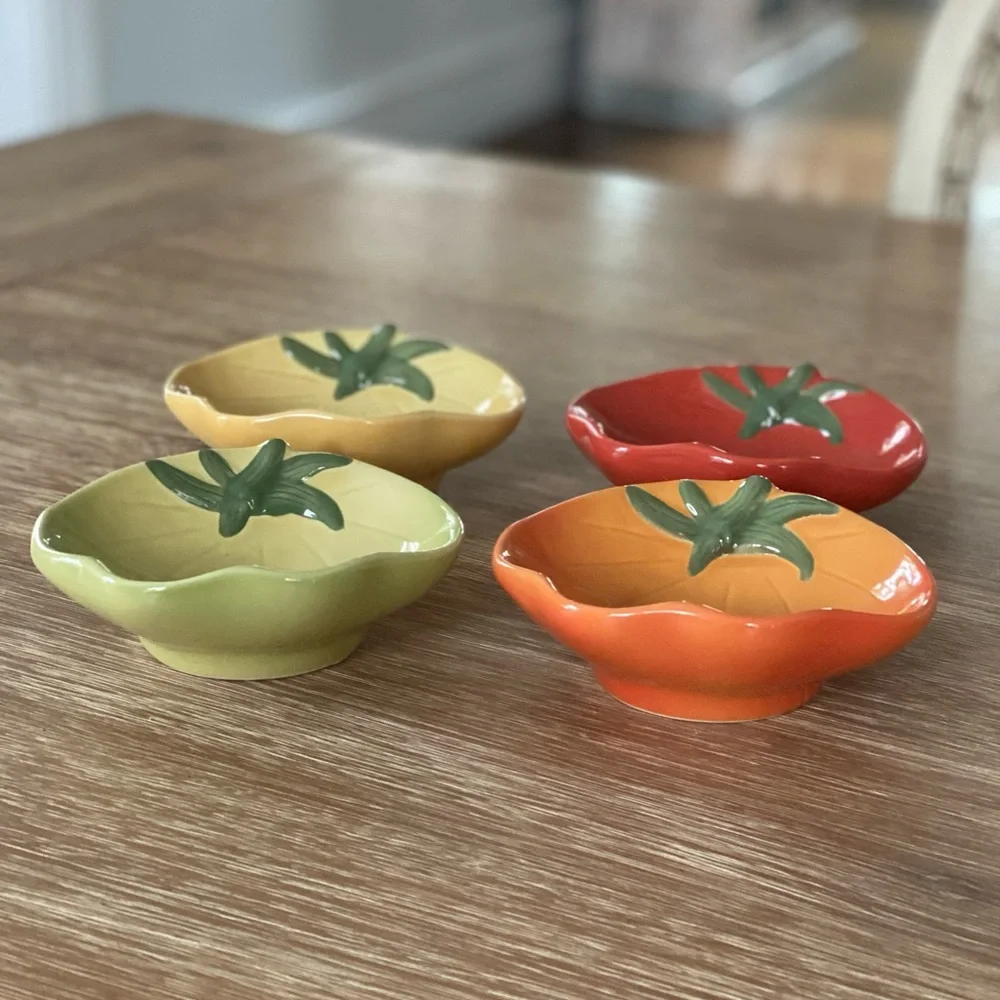 Williams Sonoma Heirloom Tomato Bowls Set of 4 Small Bowls